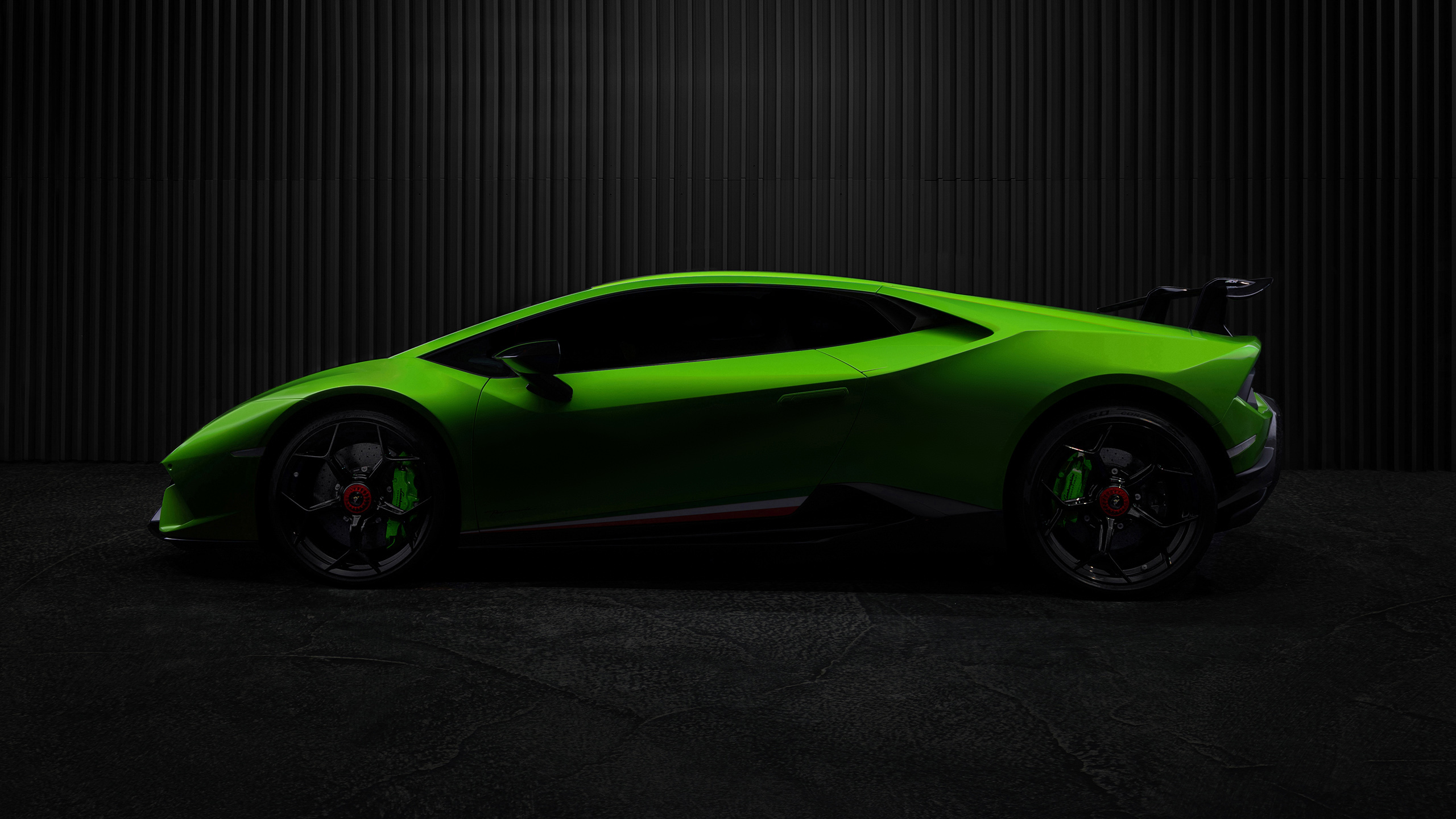 Lamborghini Huracan 3 2020